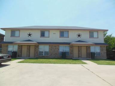 Main picture of 3331 Chisholm Trl