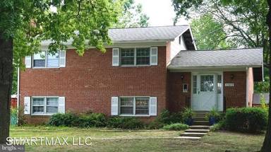 Main picture of 11617 Regency Dr