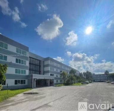 Main picture of 14840 Naranja Lakes Blvd