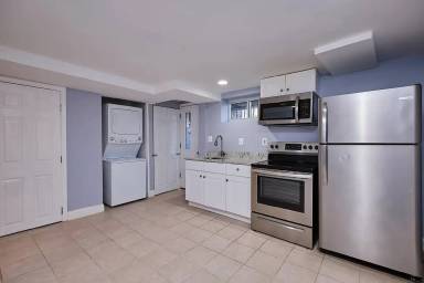 Main picture of 144 Webster St NE