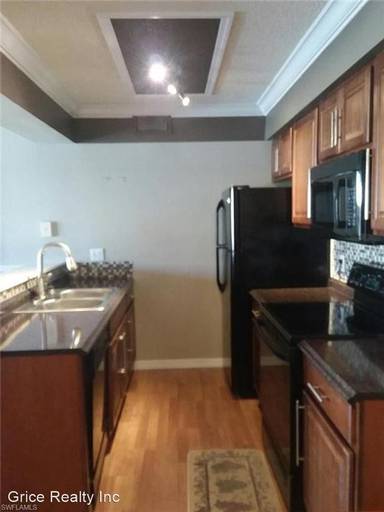 Main picture of Mystic Gardens Condominiums