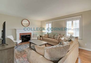 Main picture of 809 Minorcas Rd