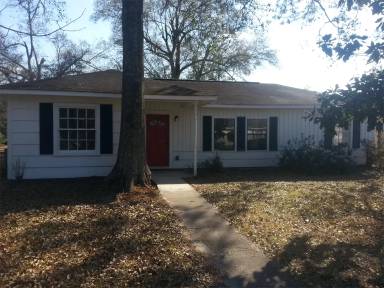 Main picture of 18 Zeto Dr