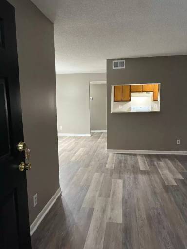 Main picture of 3161 Ridge Ave