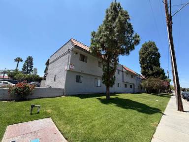 Main picture of 10210-14 Gould St