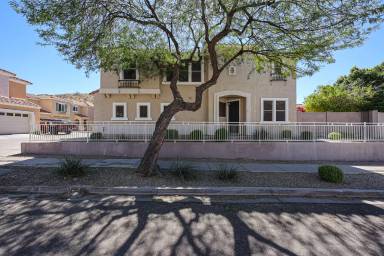 Main picture of 315 W Mountain Sage Dr