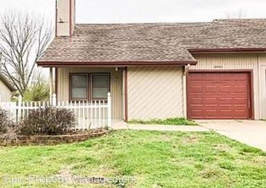 Main picture of 3553 SW Mission Ave