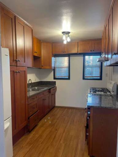 Main picture of 532 E Acacia Ave