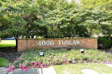 Main picture of 4000 Tunlaw Condo