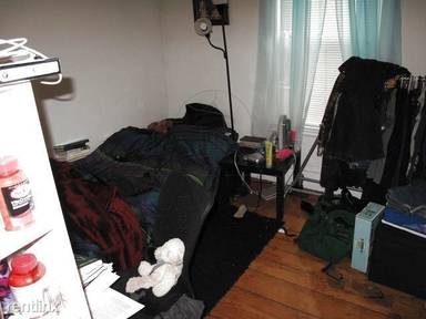Main picture of 15 Leland St