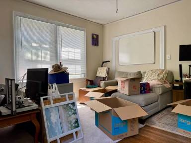 Main picture of 123 Brooks Ave