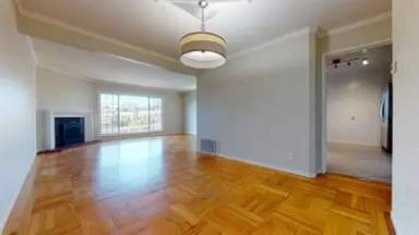 Main picture of 384 Chester St