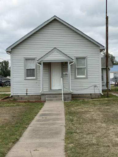 Main picture of 500 E 1st St