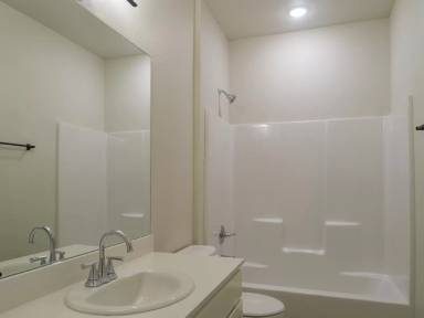 Main picture of 35 5th St