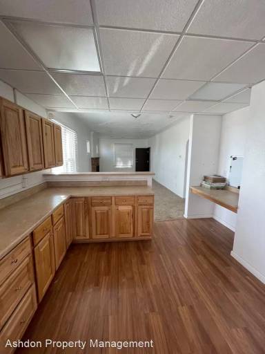 Main picture of 5130 Parfet St