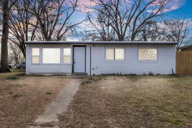 Main picture of 1315 N 78th East Ave