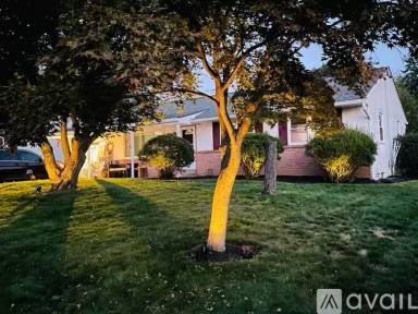 Main picture of 530 E Garfield Ave