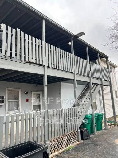 Main picture of 2440 S Mill St