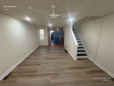 Main picture of 404 N Hobart St