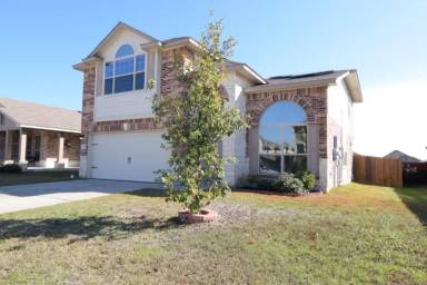 Main picture of 6400 Clear Brook Dr