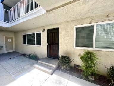 Main picture of 721 W 31st St