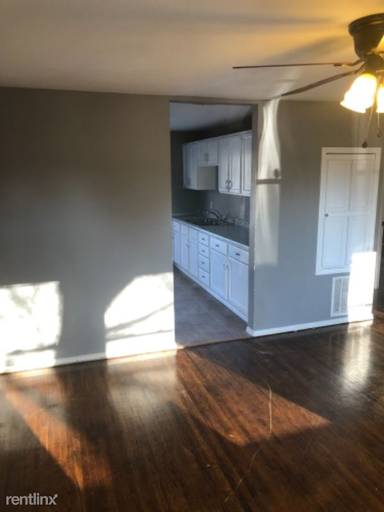 Main picture of 4644 S Oak Ave