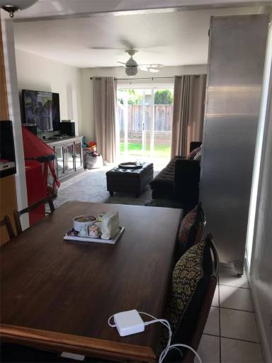 Main picture of 21130 Gardena Dr