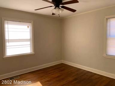 Main picture of 2802 Madison Ave