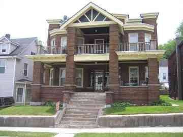 Main picture of 600 Michigan St NE