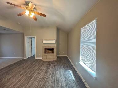 Main picture of 1307 Henderson St