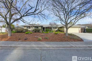 Main picture of 6431 Oakridge Way