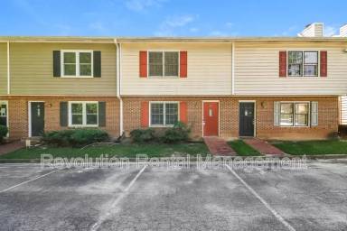 Main picture of 2140 Kings Gate Cir