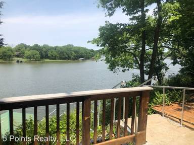 Main picture of 933 Aqua Dr