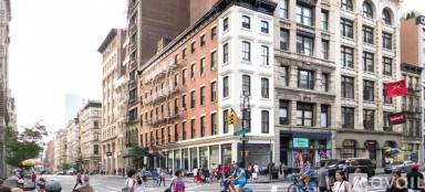 Main picture of 444 Broome St