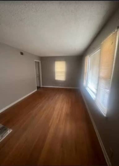 Main picture of 1715 S Saint Paul St