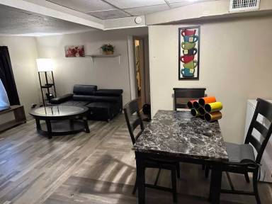 Main picture of 12509 Holyoke Ave