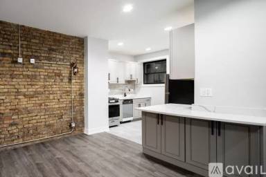 Main picture of Edgewater Gardens Apartments