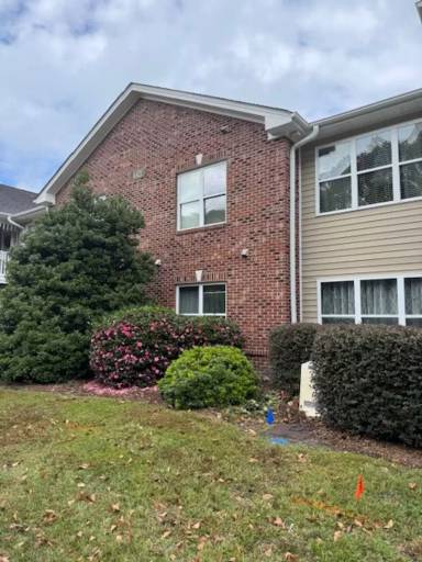 Main picture of 4421 Jaybird Circle The Gdns