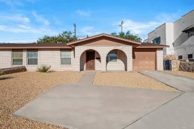 Main picture of 3214 N Stanton St