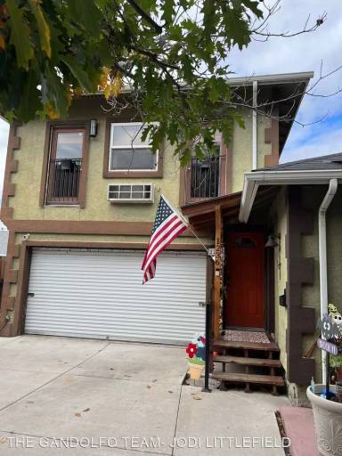 Main picture of 1236 Victorian Plaza Cir