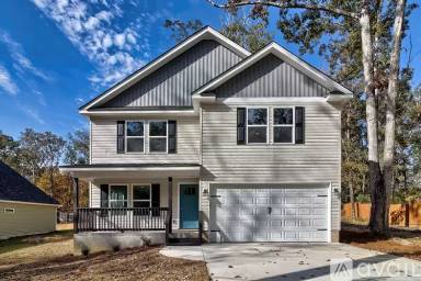 Main picture of 209 Lynch Ln