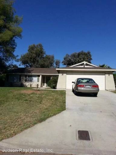 Main picture of 16214 Arena Dr