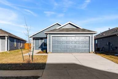 Main picture of 3148 Burmese St
