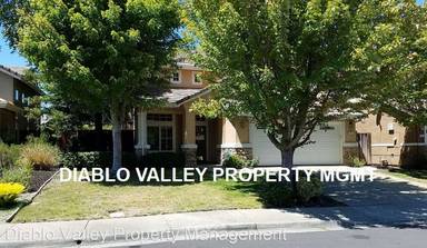 Main picture of 504 Blackstone Ct