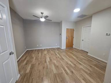 Main picture of 4322 4th St NW