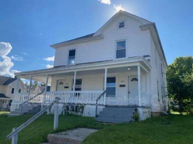 Main picture of 1001 Garfield Ave