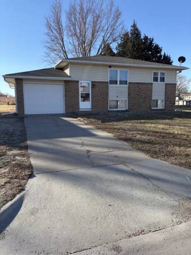 Main picture of 506 Meadow Ln