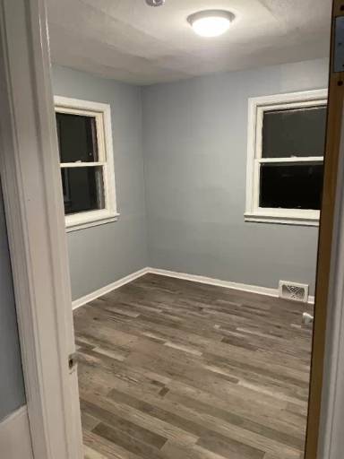 Main picture of 5104 Evergreen Dr
