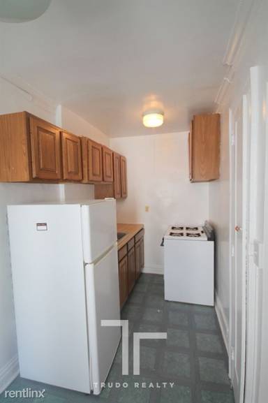 Main picture of Roscoe Apartments
