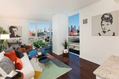 Main picture of 400 5th St